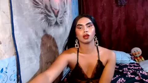 queenpinayebony_xx online show from 16, 6, 2026