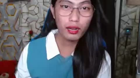Snapshot of queensteffi chatting on 8, 7, 2026 queensteffi online show from 8, 7, 2026