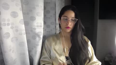 Snapshot of queenvictoria2023 chatting on 26, 3, 2026 Paola online show from 26, 3, 2026