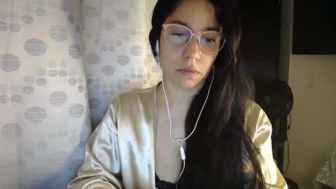 Paola online show from 7, 5, 2026