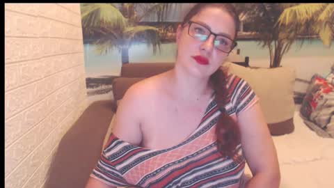 Snapshot of queenxnatasha chatting on 11, 9, 2025 queenxnatasha online show from 11, 9, 2025