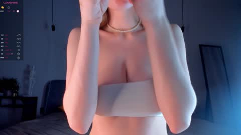 Teri  My favorite vibes 77 101 222 666 online show from 4, 2, 2025