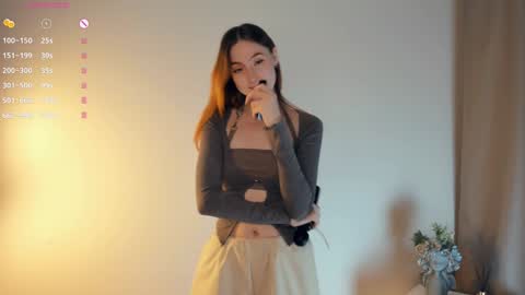 Snapshot of quennaedger chatting on 4, 12, 2024 Fiona online show from 4, 12, 2024