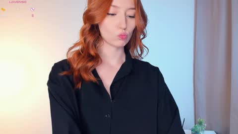 Snapshot of quennaedger chatting on 3, 1, 2025 Fiona online show from 3, 1, 2025
