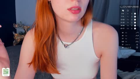 Snapshot of quennaedger chatting on 4, 2, 2025 Fiona online show from 4, 2, 2025