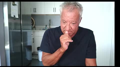 Snapshot of quest_one chatting on 25, 10, 2025 Jim online show from 25, 10, 2025