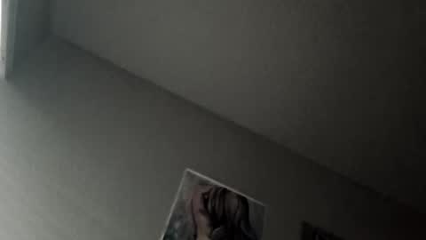 Snapshot of quindre chatting on 5, 10, 2025 quindre online show from 5, 10, 2025