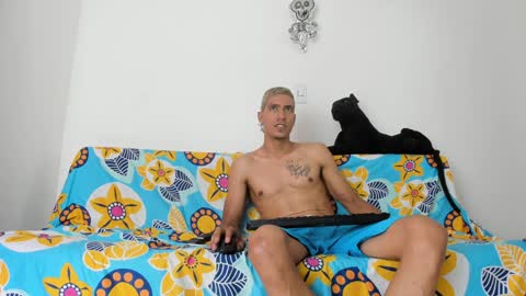 Snapshot of quinnandpuma chatting on 8, 12, 2024 QuinnAndPuma online show from 8, 12, 2024