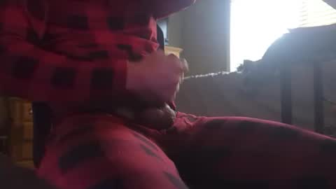 Snapshot of quinsanre chatting on 14, 12, 2025 Bones online show from 14, 12, 2025