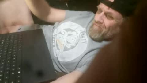 quitecool71 online show from 6, 3, 2025