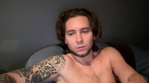 Snapshot of quriff chatting on 1, 3, 2025 quriff online show from 1, 3, 2025