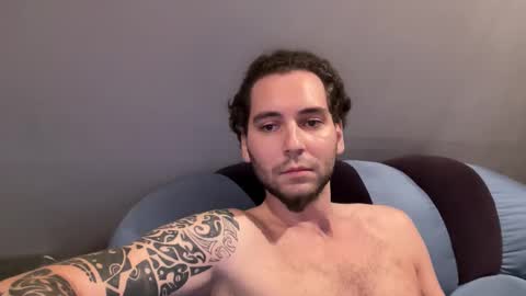 Snapshot of quriff chatting on 18, 10, 2025 quriff online show from 18, 10, 2025