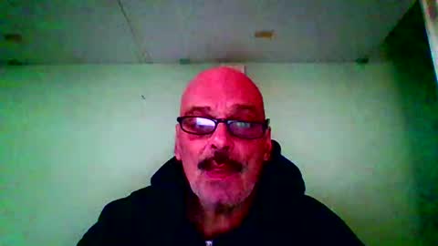 qwertyuiop22348015 online show from 19, 1, 2026