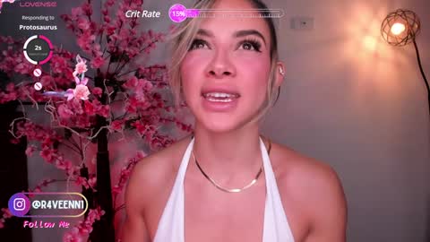 Snapshot of r4veenn chatting on 20, 12, 2024 RACHEL BLAKE online show from 20, 12, 2024