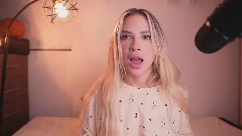 RACHEL BLAKE online show from 27, 10, 2025