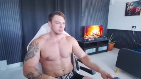 Snapshot of r9dima1998 chatting on 25, 5, 2026 Dmitry online show from 25, 5, 2026