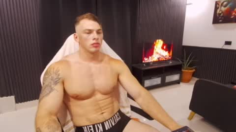 Snapshot of r9dima1998 chatting on 27, 5, 2026 Dmitry online show from 27, 5, 2026