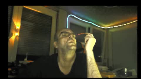 Snapshot of r_2d2_ chatting on 6, 10, 2025 dj mike online show from 6, 10, 2025