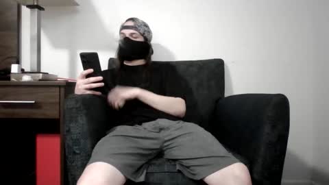 Snapshot of r_monkey583 chatting on 18, 12, 2025 r_monkey583 online show from 18, 12, 2025