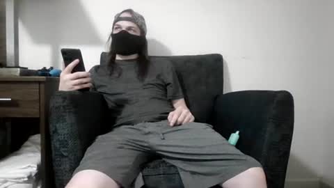 Snapshot of r_monkey583 chatting on 13, 4, 2026 r_monkey583 online show from 13, 4, 2026