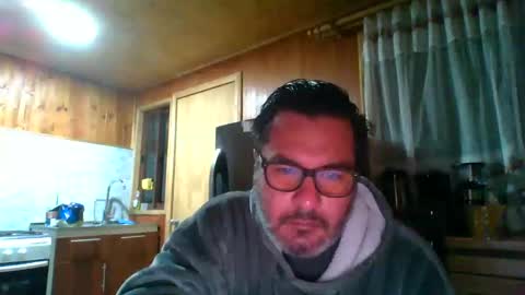 Snapshot of r_r5656 chatting on 21, 12, 2024 r_r5656 online show from 21, 12, 2024