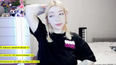 Snapshot of raaaaaaawr chatting on 24, 2, 2026 - online show from 24, 2, 2026