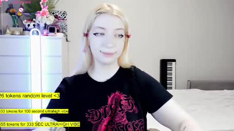 Snapshot of raaaaaaawr chatting on 27, 2, 2026 - online show from 27, 2, 2026