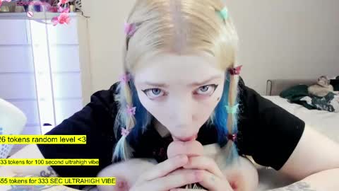 Snapshot of raaaaaaawr chatting on 2, 5, 2026 - online show from 2, 5, 2026