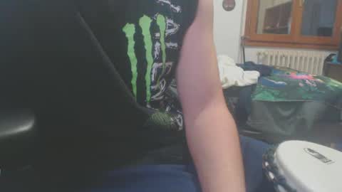 Raccoon68 online show from 5, 2, 2025