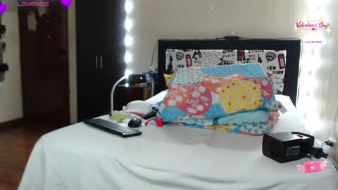 Snapshot of rachel_111 chatting on 8, 3, 2025 Rachel online show from 8, 3, 2025