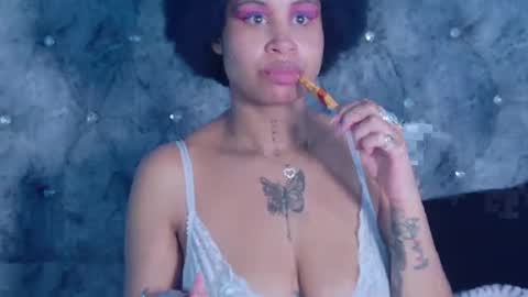 Snapshot of rachelannxd chatting on 4, 10, 2025 RachelAnn online show from 4, 10, 2025