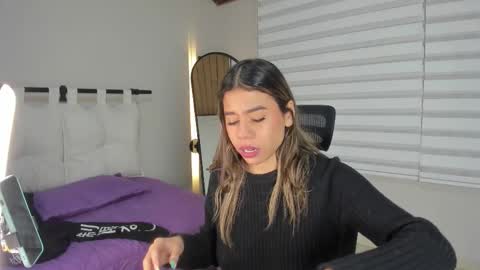 Rachell online show from 3, 12, 2025