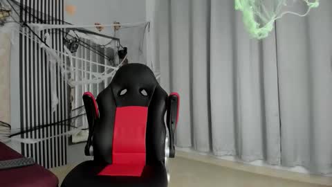 Snapshot of rachell_owen chatting on 20, 10, 2025 rachell_owen online show from 20, 10, 2025