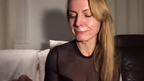 Snapshot of rachelldelicious chatting on 12, 12, 2024 Rachel online show from 12, 12, 2024