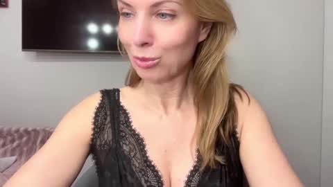 Snapshot of rachelldelicious chatting on 21, 2, 2025 Rachel online show from 21, 2, 2025