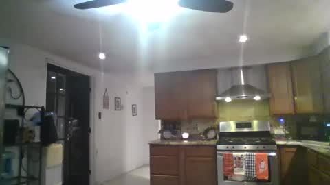 Snapshot of rachyyymarie93 chatting on 29, 9, 2025 Rachyyyy online show from 29, 9, 2025