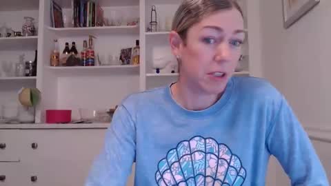 Racy Tracy online show from 9, 1, 2026