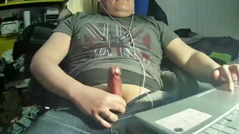 Snapshot of rad1tz chatting on 6, 12, 2024 rad1tz online show from 6, 12, 2024
