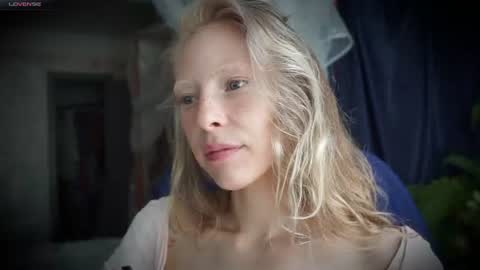 Snapshot of radiant_ada chatting on 2, 8, 2026 ada online show from 2, 8, 2026
