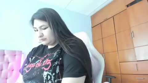 Snapshot of radiantgoddes chatting on 16, 12, 2024 radiantgoddes online show from 16, 12, 2024