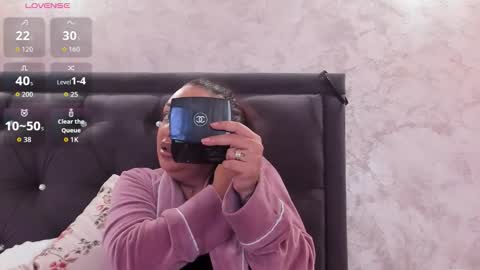 raelledarkstar online show from 26, 11, 2025