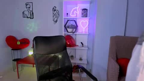 Snapshot of rafael_bien chatting on 17, 12, 2025 rafael online show from 17, 12, 2025