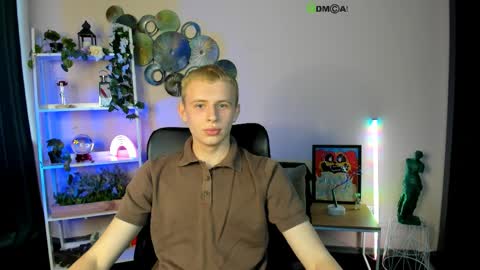 Snapshot of rafael_bien chatting on 3, 4, 2026 rafael online show from 3, 4, 2026