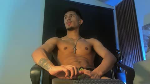 Snapshot of rafaelstone chatting on 7, 3, 2025 IG online show from 7, 3, 2025