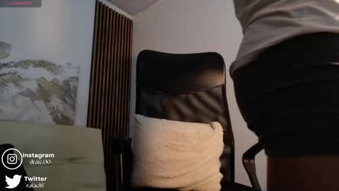 Snapshot of rafaelstone chatting on 14, 11, 2025 IG online show from 14, 11, 2025