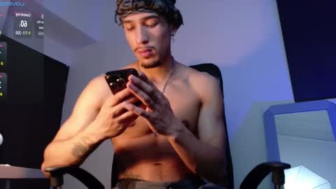 Snapshot of rafaelstone chatting on 29, 11, 2025 IG online show from 29, 11, 2025