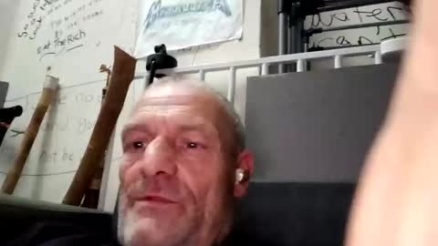 Snapshot of ragingzef69 chatting on 22, 12, 2024 Bigthickdickinvic online show from 22, 12, 2024