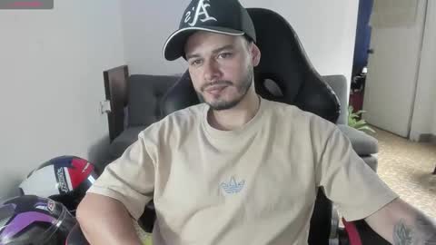 Snapshot of ragnar_lothbrok77 chatting on 13, 9, 2025 ragnar_lothbrok77 online show from 13, 9, 2025