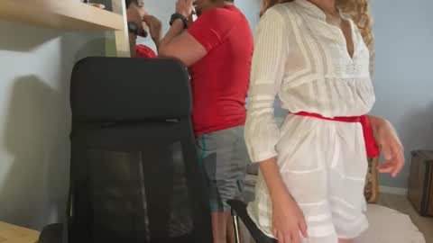 Snapshot of ragnarr_xxx chatting on 1, 11, 2025 Ragnarr online show from 1, 11, 2025