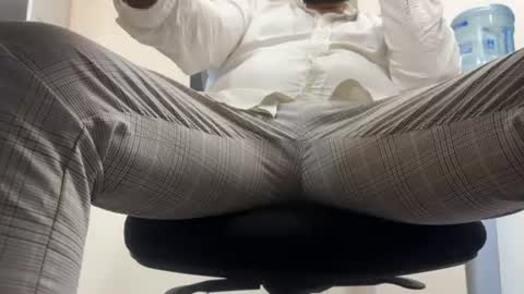 Snapshot of rahulini909 chatting on 1, 7, 2026 youngstud online show from 1, 7, 2026